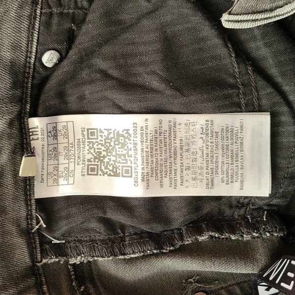 Guess High Rise Skinny Jeans - Picture 7 of 8